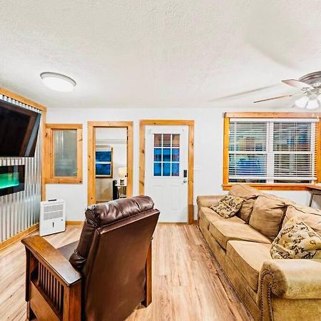 Cozy Cub Mountain Escape Villa Gatlinburg Exterior photo